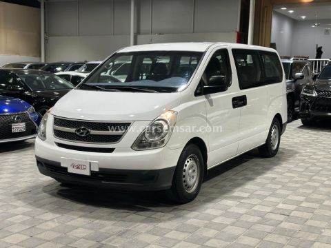 2013 هيونداي H1