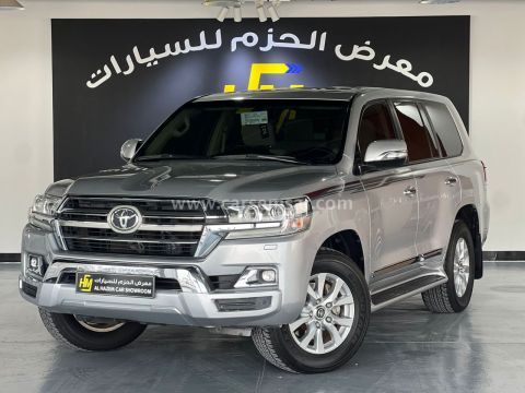 2020 Toyota Land Cruiser GXR V8