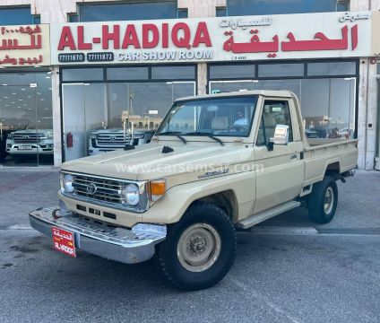 1998 Toyota Land Cruiser Pickup LX