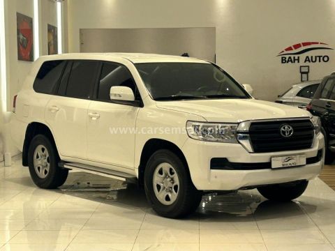 2019 Toyota Land Cruiser GXR