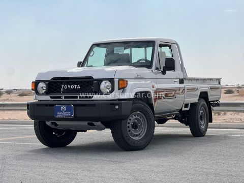 2025 Toyota Land Cruiser Pickup LX