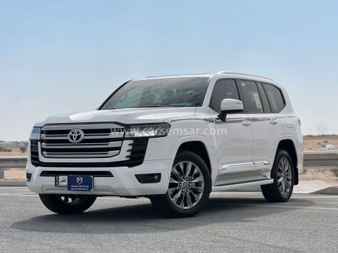 2025 Toyota Land Cruiser GXR V6