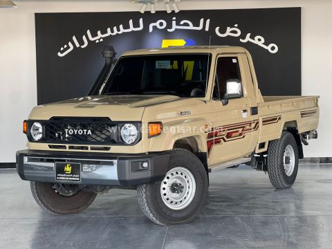 2025 Toyota Land Cruiser Pickup LX