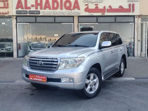 2010 تويوتا لاند كروزر VXR