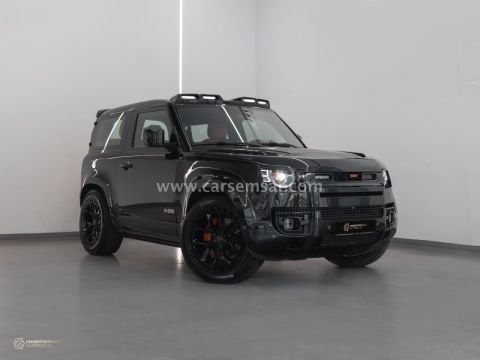 2022 Land Rover Defender 90 Plumb