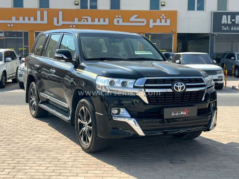 2019 Toyota Land Cruiser VXR
