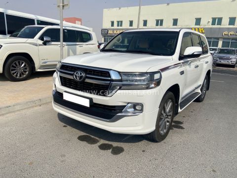 2020 Toyota Land Cruiser GXR Grand Touring V6