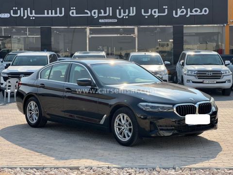 2023 BMW 5-Series 520i
