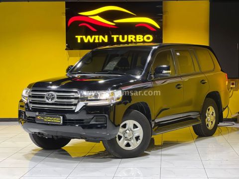 2018 تويوتا لاند كروزر GXR