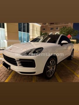 2023 Porsche Cayenne Coupe
