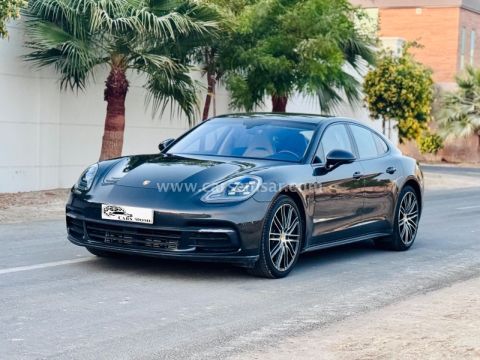 2017 Porsche Panamera Turbo
