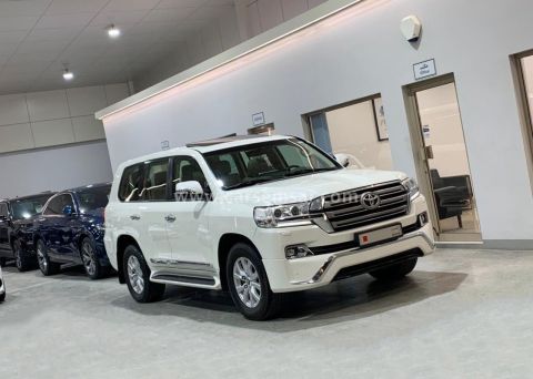 2018 تويوتا لاند كروزر GXR V8