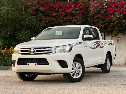 2026 تويوتا هايلكس هايلوكس 2.7 SR5