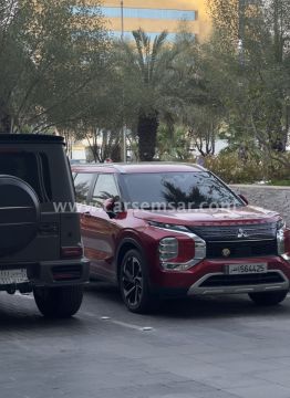 2023 ميتسوبيشي أوتلاندر 2.5