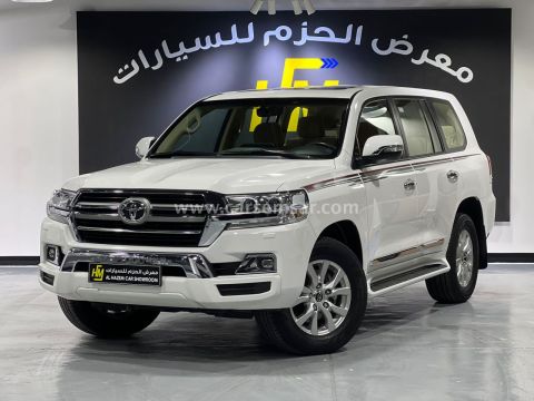 2020 Toyota Land Cruiser GXR V8