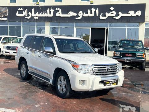 2012 Toyota Land Cruiser GXR V8