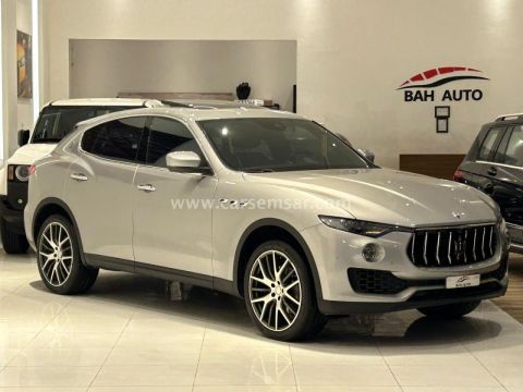 2018 Maserati Levante Q4