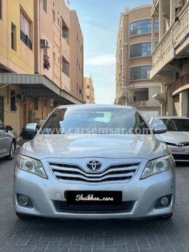 2011 تويوتا كامري جي ال اكس