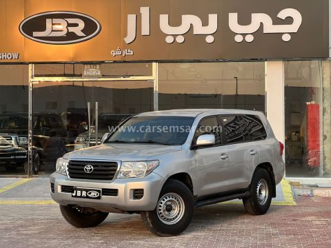 2013 تويوتا لاند كروزر G