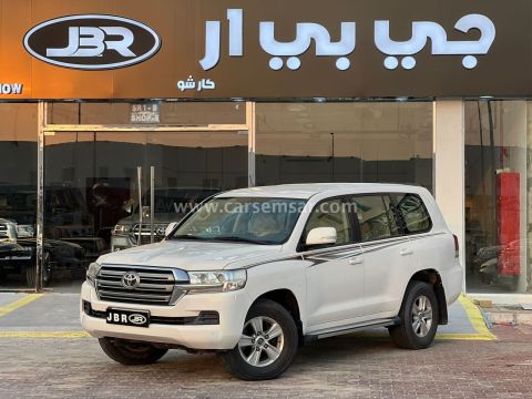 2018 تويوتا لاند كروزر GXR