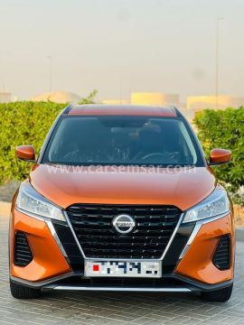2022 نيسان كيكس