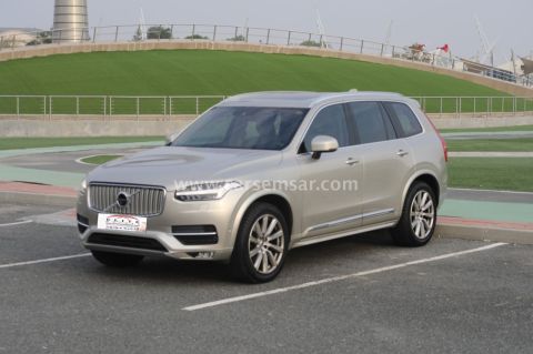2019 Volvo XC90 Momentum Turbo