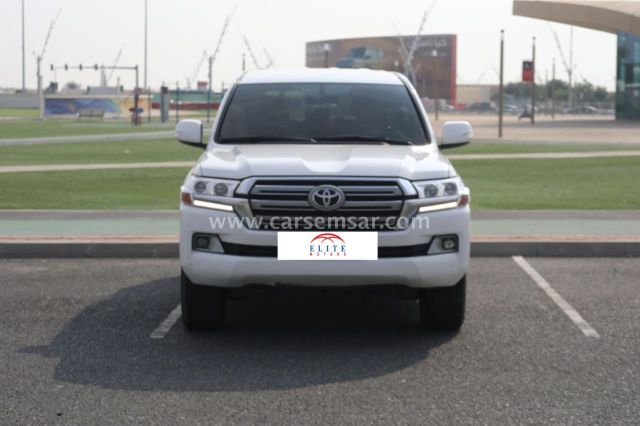 2021 Toyota Land Cruiser GXR — photo 1 for sale in Qatar