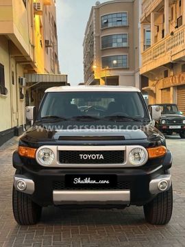 2019 تويوتا إف جي كروزر