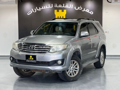 2015 تويوتا فورتشنر 4.0 V6
