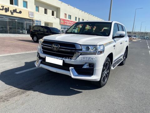2019 Toyota Land Cruiser VXR Grand Touring S