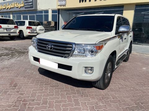 2015 تويوتا لاند كروزر GXR V8