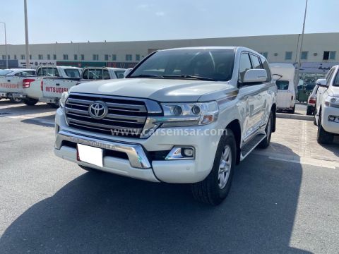 2016 تويوتا لاند كروزر GXR V8