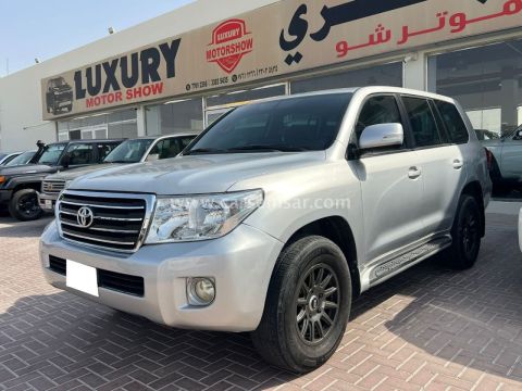 2012 تويوتا لاند كروزر G