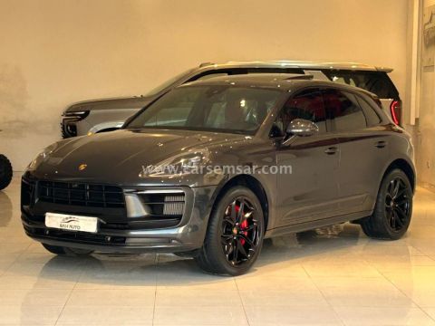 2022 Porsche Macan