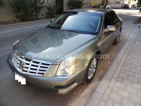 2011 Cadillac DTS V8