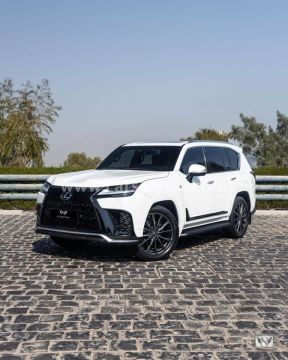 2022 لكزس ال اكس 600 اف سبورت