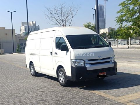 2023 Toyota Hi-Ace 2.7