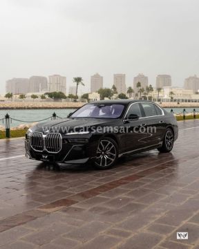 2023 بي ام دبليو الفئة السابعة 740i