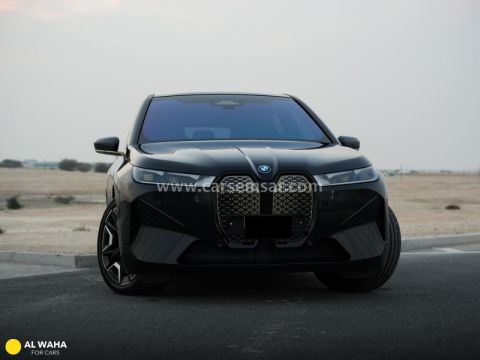 2025 بي ام دبليو Ix X drive 40