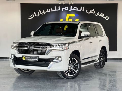 2021 تويوتا لاند كروزر VXR