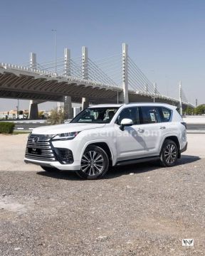 2025 لكزس ال اكس LX 600 Luxury
