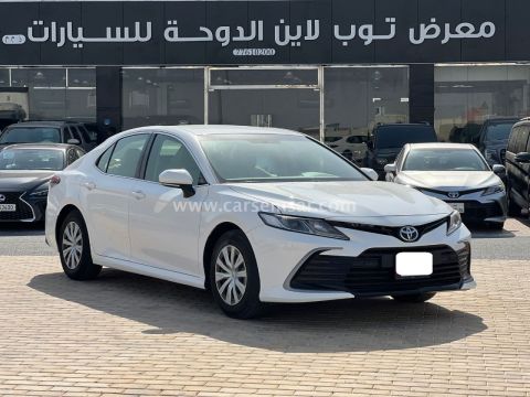 2023 تويوتا كامري ال إي