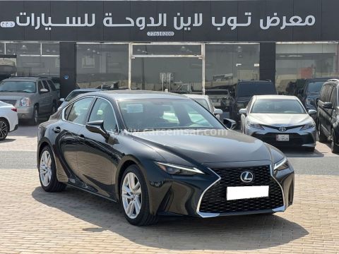 2025 لكزس IS 350