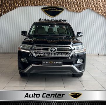 2018 تويوتا لاند كروزر GXR