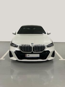 2026 BMW 5-Series 520i