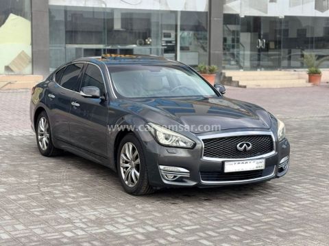 2016 Infiniti Q 70
