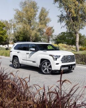 2024 Toyota Sequoia Capstone