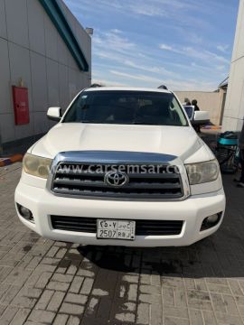 2013 Toyota Sequoia 5.7