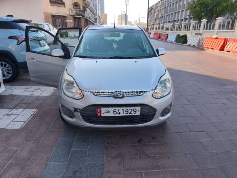 2014 فورد فيجو