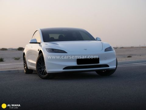 2024 تيسلا Model 3